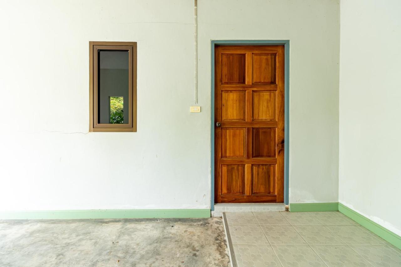 Khum Suk Resort Songkhla Bagian luar foto